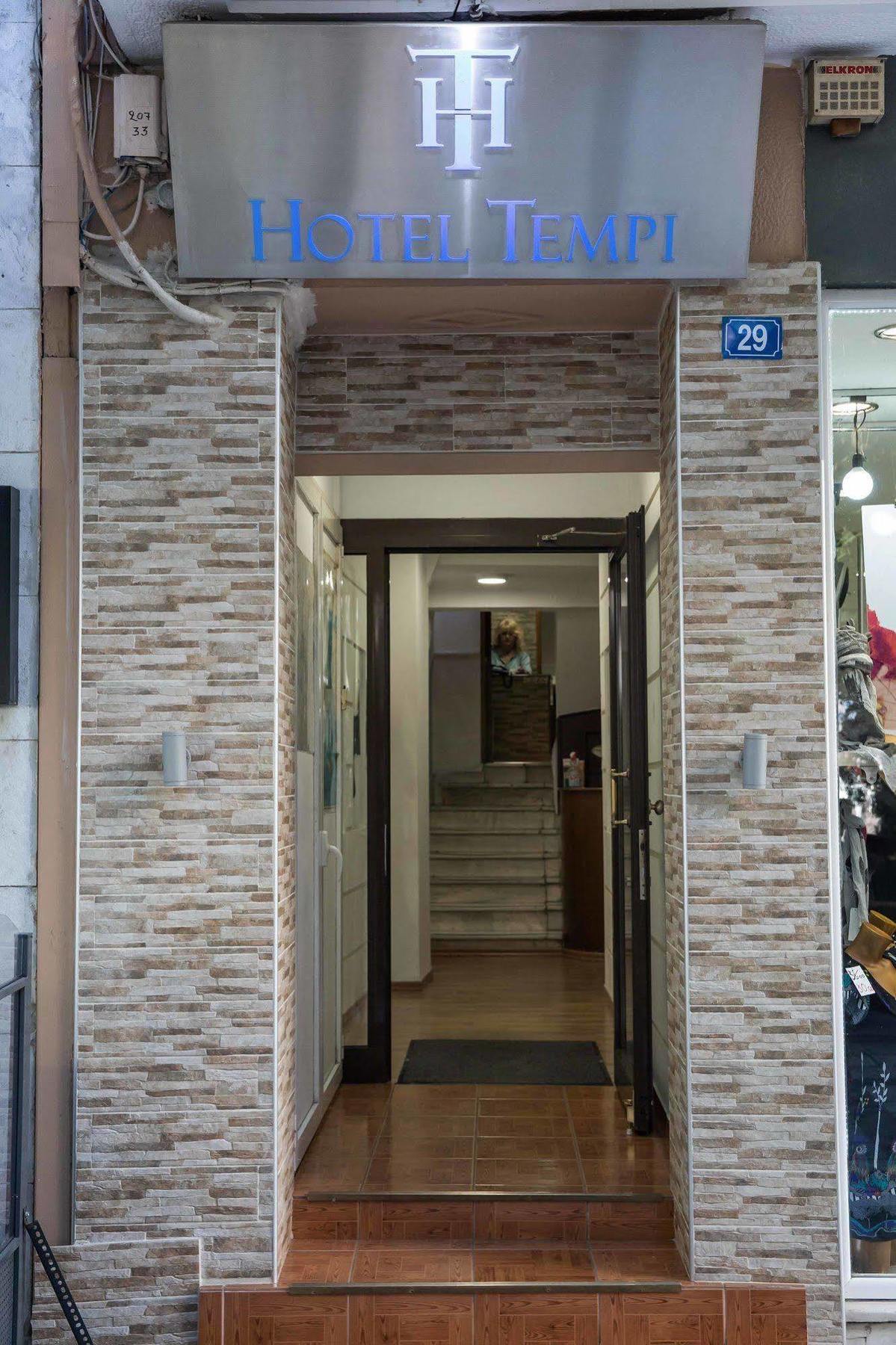 Tempi Hotel Atenas Exterior foto